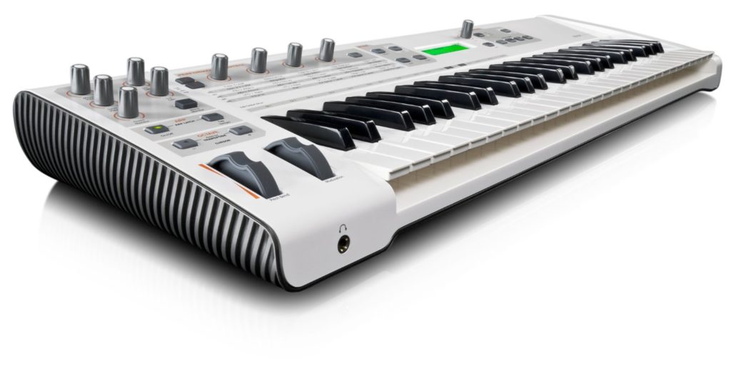 The Top 5 Synthesizer Keyboards - StayOnBeat.com